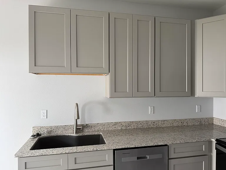 2111 Owens St #1 — Photo 14