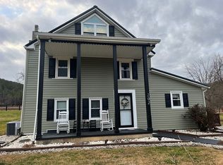 202 Old Country Rd, Covington, VA 24426