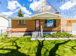 1172 N 3000 W, Clinton, UT 84015