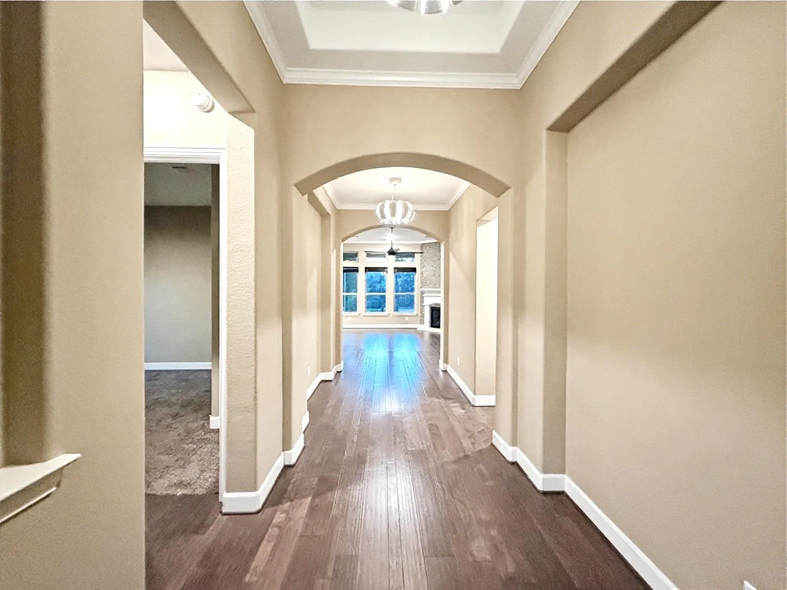 4 bed, 3.0 bath, 3036 sqft, $2,900 — Photo 3