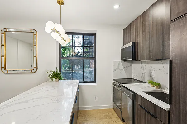 Rented by Oxford Property Group | media 2