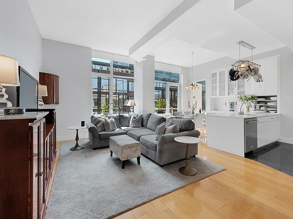 3rd image of 26 Broadway #506