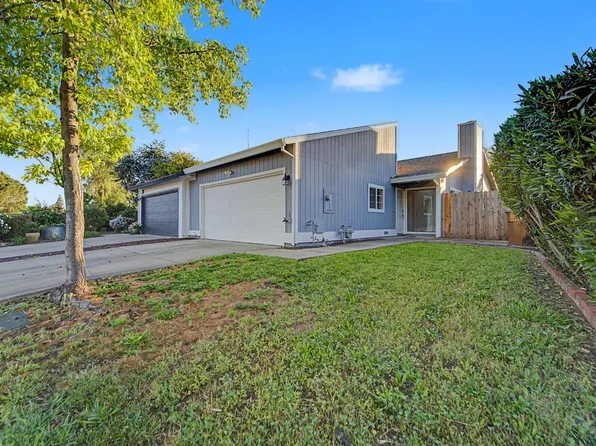 230 R St, Lincoln, CA 95648