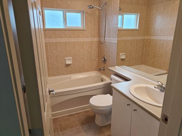 4 bedroom rental in Vancouver — photo 10
