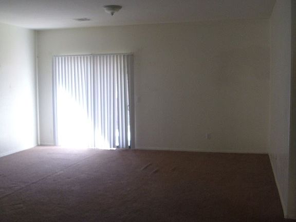 3rd image of 2613 W Burgess Ln