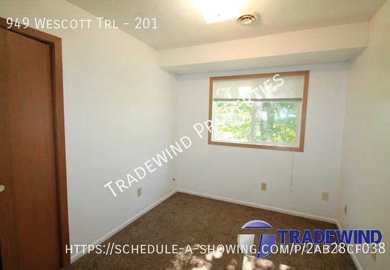949 Wescott Trl #201 — Photo 7