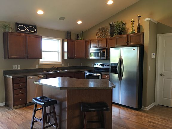 5th image of 3466 Lindsey Ln
