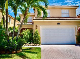 10410 SW 16th St, Pembroke Pines, FL 33025