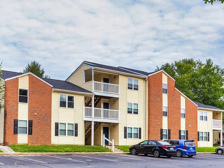 Regency at Longhill — Photo 5