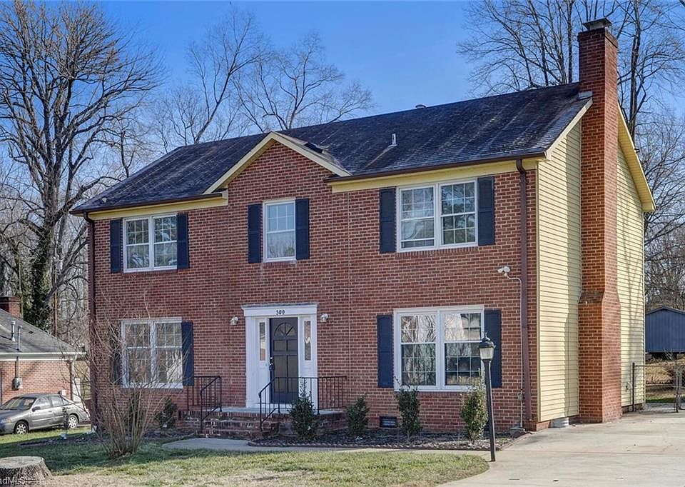 1st image of 309 W Montcastle Dr