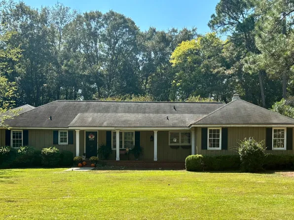 145 Pearson Dr SW, Dawson, GA 39842