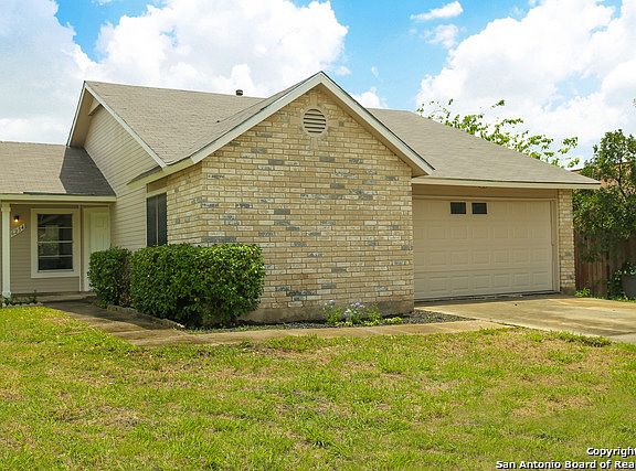 2nd image of 6254 Candlewick Ct