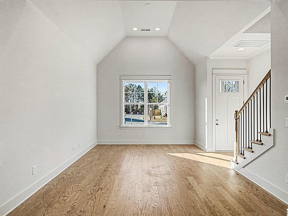 3rd image of 396 Huntley Ridge Bnd