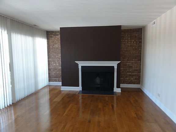 5th image of 5803 Oakwood Dr APT E