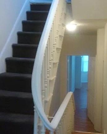 4th image of 2041 W Oxford St