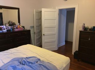 3027 N Calvert St APT E2, Baltimore, MD 21218