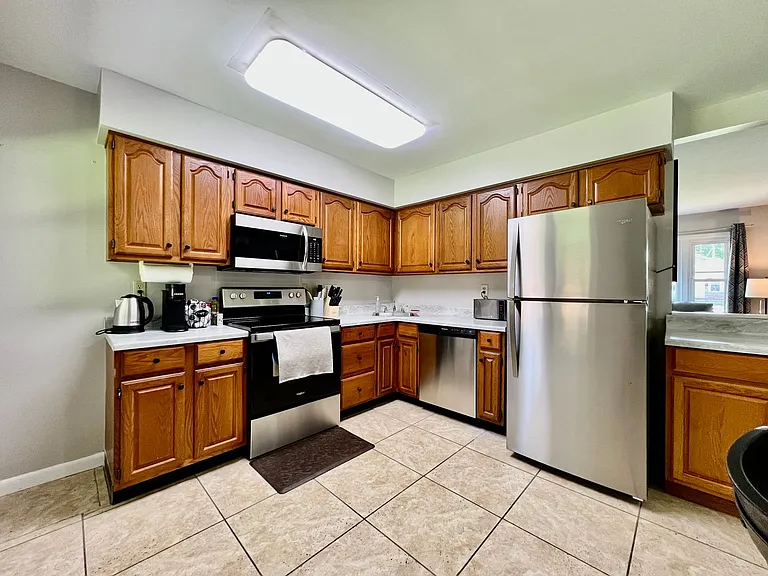 2501 Elmo Pl — Photo 13