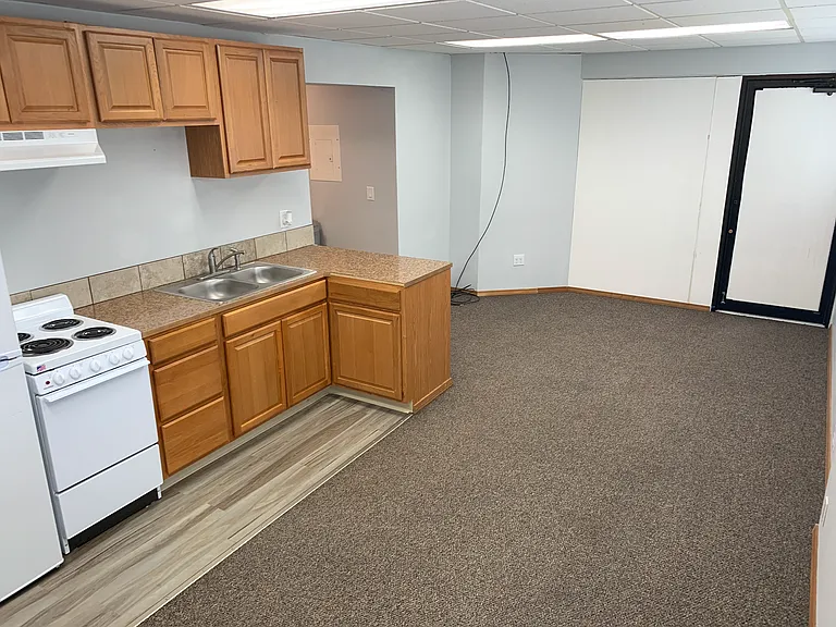 9300 E Sprague Ave — Photo 1
