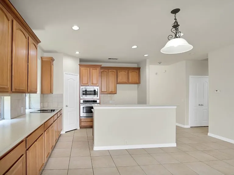 11036 Coralberry Dr — Photo 10