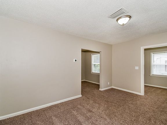 5th image of 3533 Oleander St