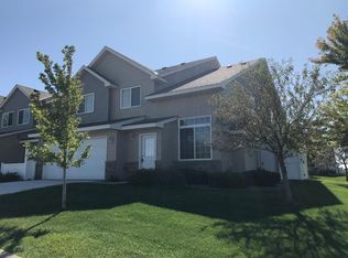 1104 Wheat St NW, New Prague, MN 56071