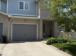 104 Frances Ave #28, Hamilton, ON L8E5X3