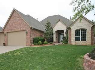 313 Castle Rock Rd, Yukon, OK 73099