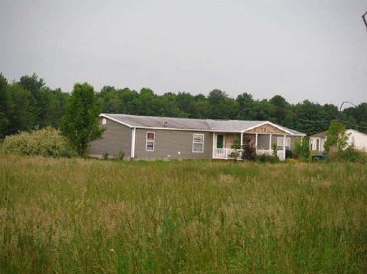 2nd image of 4167 Lenox New Lyme Rd