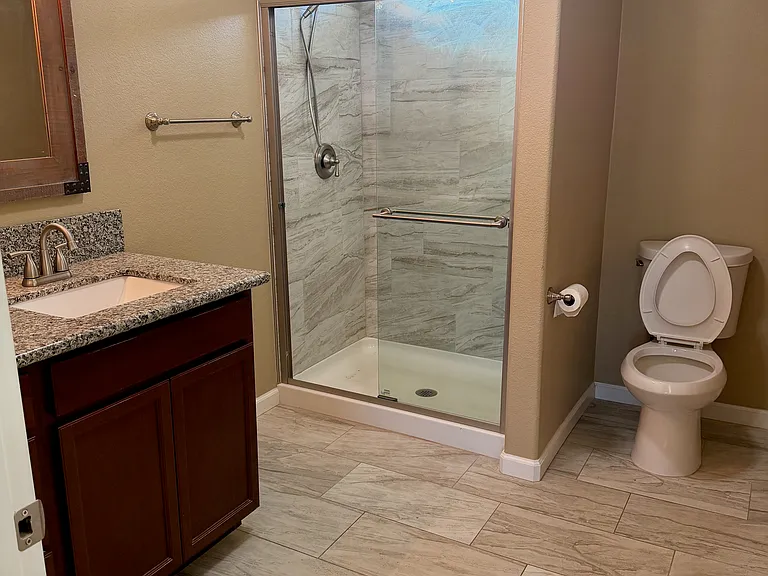 2815 Powell Ct #2 — Photo 5