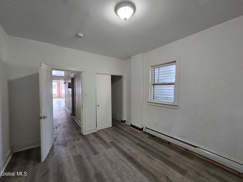 4th image of 67 Lark Street