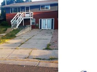 907 W Monroe St, Colorado Springs, CO 80907