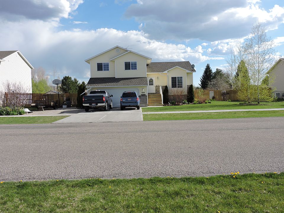 1st image of 4210 E Forest Glen Dr