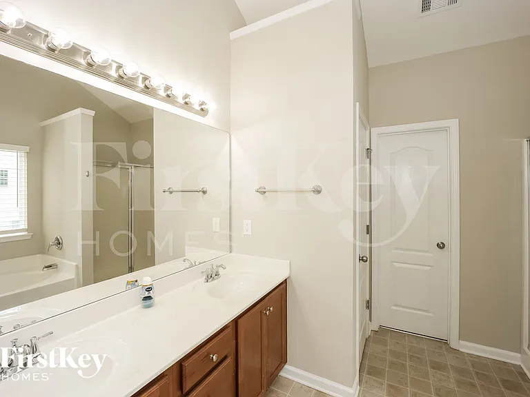 32 Safe Passage Ct — Photo 14