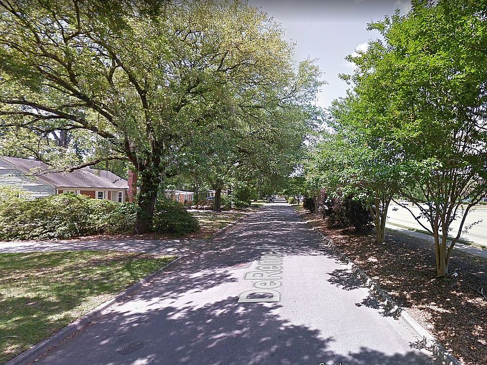 2nd image of 239 E Derenne Ave