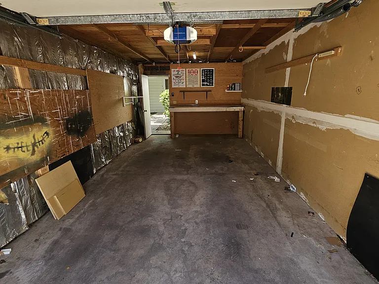 3500 Rolling Green Dr #B4 — Photo 4