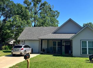 907 SE Jackson St, Idabel, OK 74745