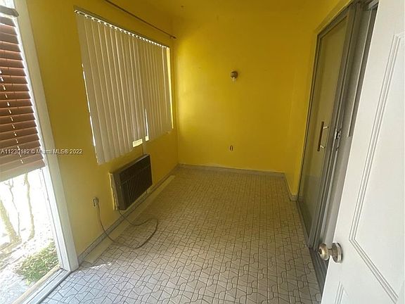 5th image of 251 NE 187th St APT 803