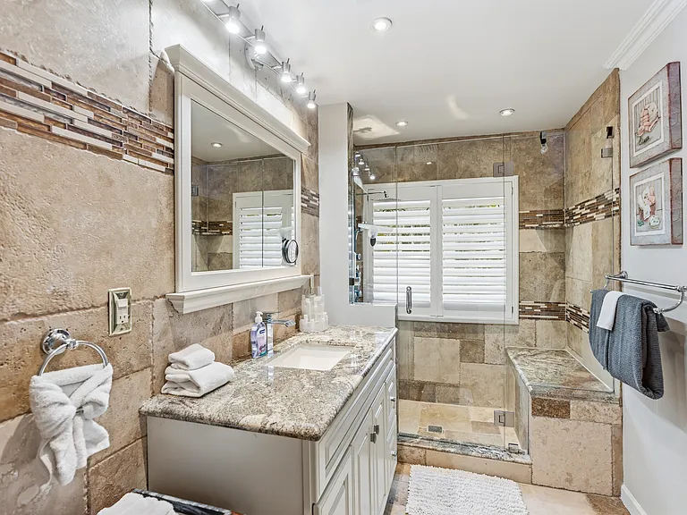 614 SE 5th Ct — Photo 30