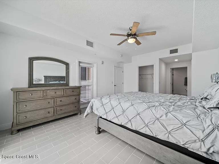 735 Pilot Ln #414 — Photo 16