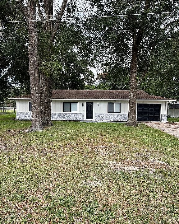 1st image of 2290 NE 44th St