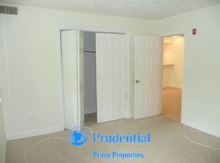 125 Van Zandt Ave APT 309, Newport, RI 02840