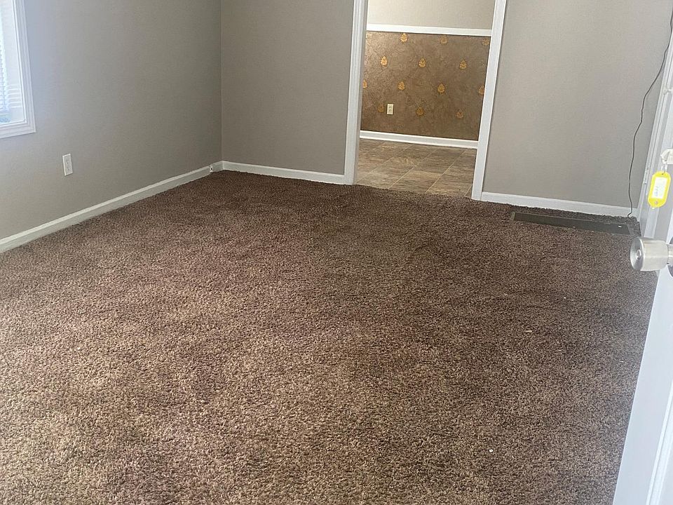 Livingroom/Entry