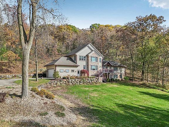 2nd image of 4494 Oak Valley Road