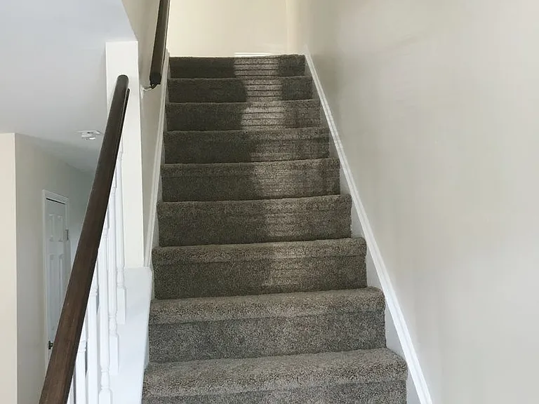 9 Stark Ct — Photo 3