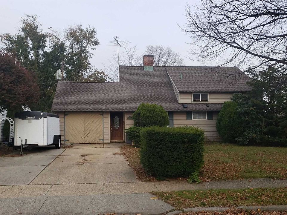 1st image of 93 Brittle Ln