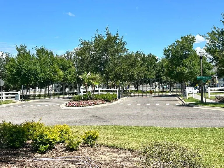 471 Arbor Lakes Dr — Photo 33