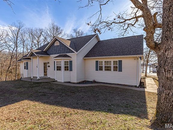 2nd image of 10021 Debbie Pl