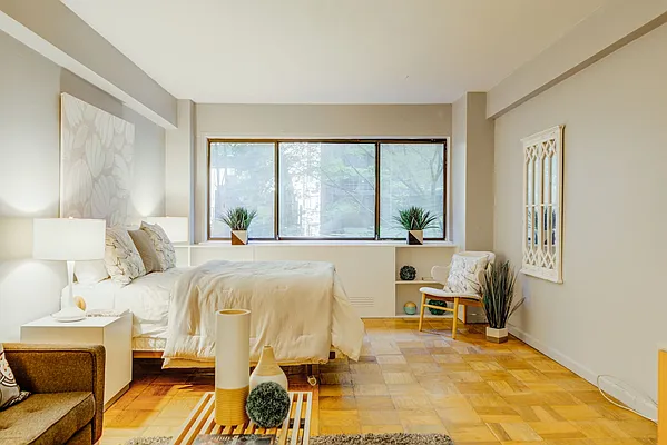 Sold by Compass | media 13