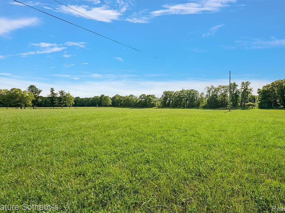 1st image of 3915 McGinnis Rd