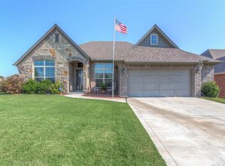 2716 W Natchez St, Broken Arrow, OK 74011